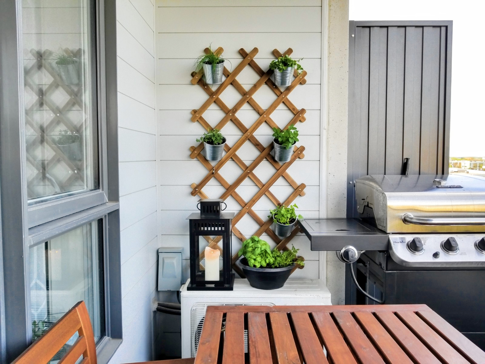 Balcony Garden Ideas How to Plant an Urban Herb Garden Balcony Garden Ideas How to Plant an Urban Herb Garden