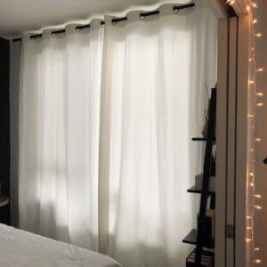 How to hang curtains
