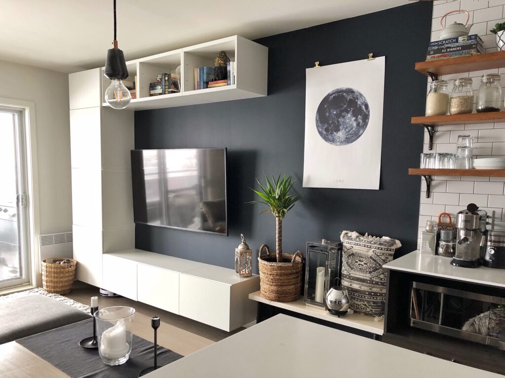 small living room with accent wall